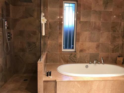 Villa Priv�e Ind�pendante Et Luxueuse Au Calme