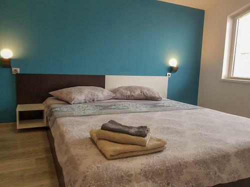 Beauty House Apartments & Rooms