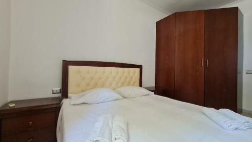 Village Home Next To The Sea