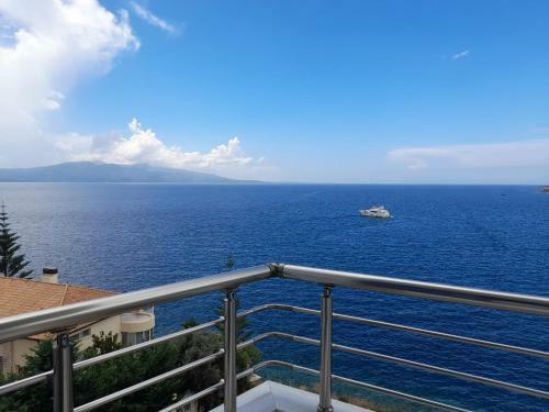 Seaside View Apartment