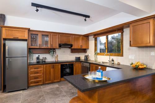Cocoon Luxury Villa, Coral Bay, Peyia