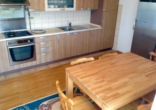 Villa "picnic" ??? " ???? "