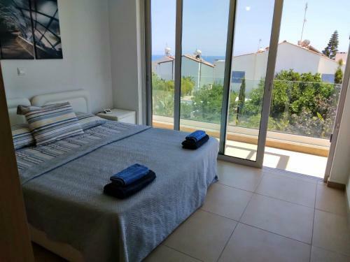 Mylos 2 Bedroom Villa (sleeps 5) With Private Pool