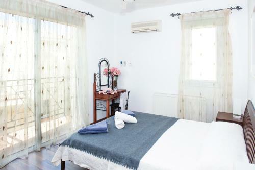 Crystal Blue Villa In A Perfect Location