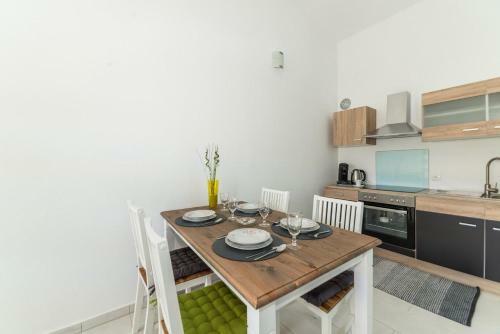 Apartments Vam