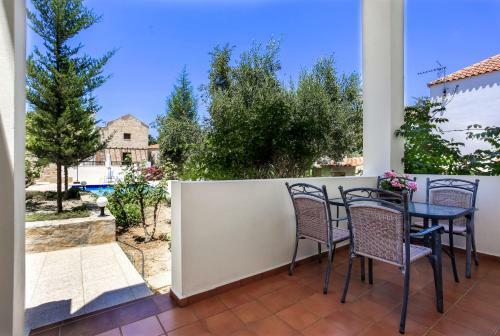 Apartamento Douliana Villas