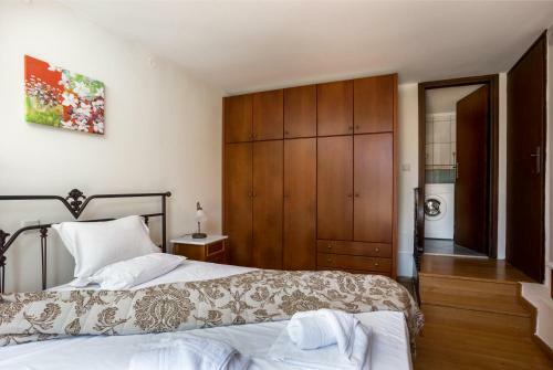 Apartamento Douliana Villas