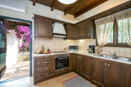 Apartamento Douliana Villas