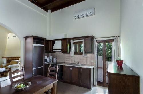 Apartamento Douliana Villas