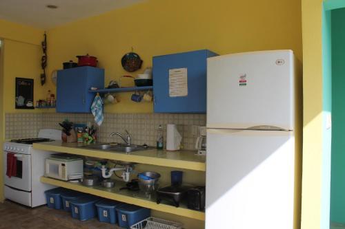 Hostal Coral Reef Inn