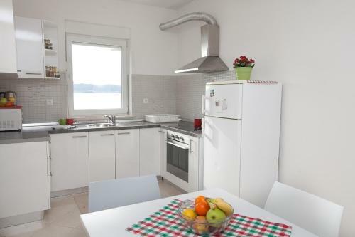 Apartamentos Seaview Holiday House Mali Rog
