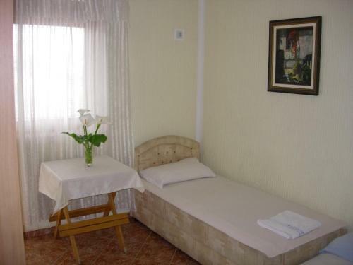 Hostal Rooms & Apartments Anka