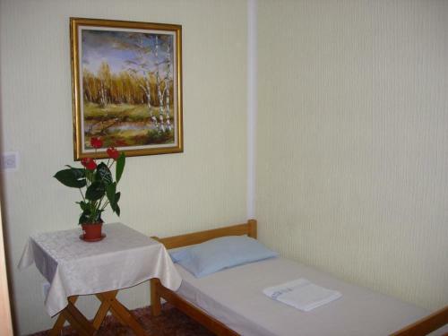 Hostal Rooms & Apartments Anka