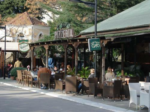 Hostal Rooms & Apartments Anka