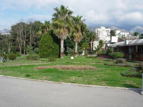 Hostal Rooms & Apartments Anka