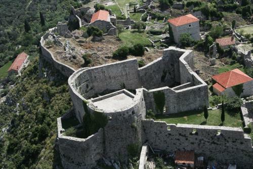 Hostal Rooms & Apartments Anka