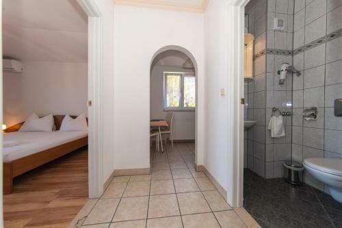 Hostal House Bacak - Apartment & Wellness-studio