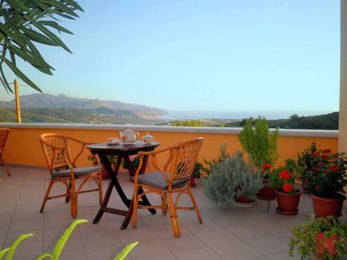 Sea View And Silence Traditional Stone House