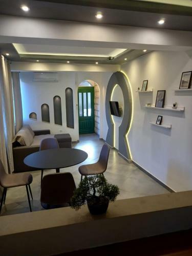 Anka Bol West Side Apartments
