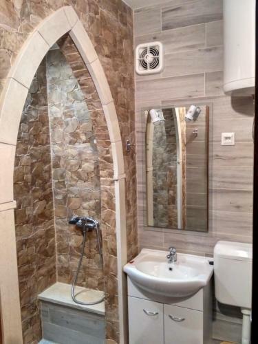 Anka Bol West Side Apartments