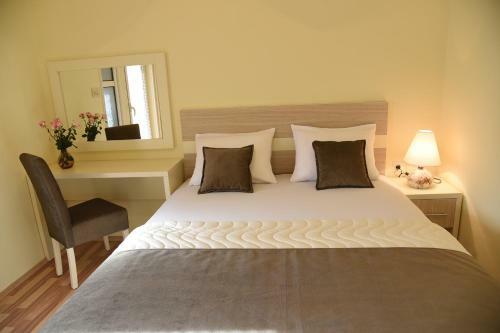Hostal Apartments & Rooms Jelka