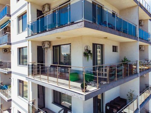 Private Apartments -mamaia Nord Sea View-