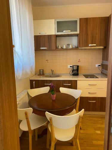 Hostal Parliament Square Mamaia Nord