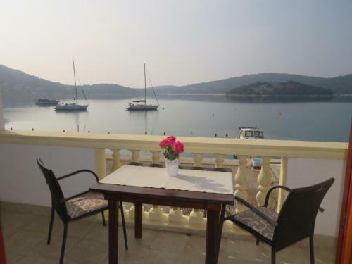 Apartmani Prova