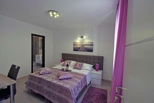 Kuzma Rooms And Apartments