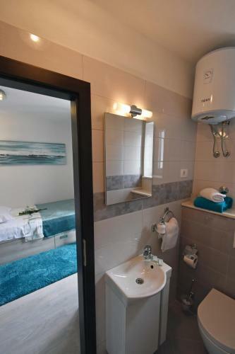 Kuzma Rooms And Apartments