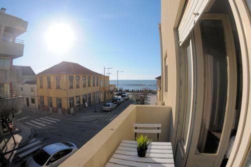 Albergue Espinho Surf House