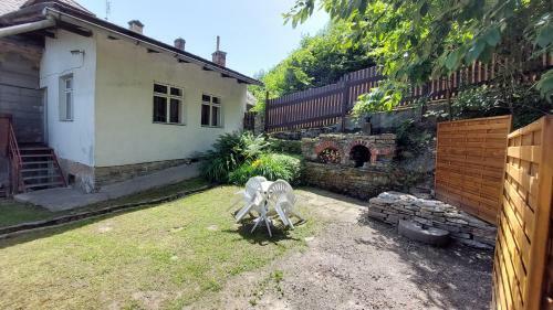 Apartamento Ubytov�n� Pod Hradbami