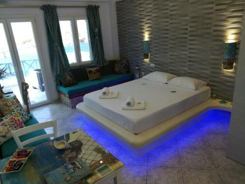 Hotel Fantastic View Kythnos Suites & Studios