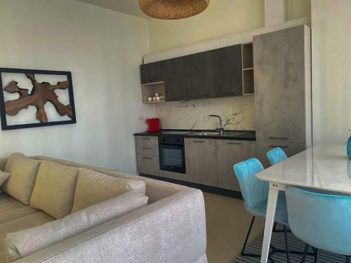 Modren Apartment In Green Coast Resort