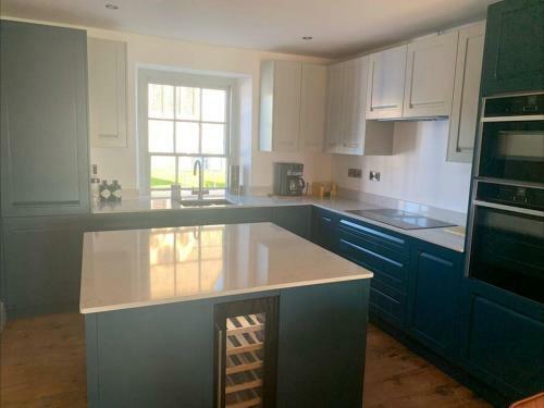 Island House - The Best Panoramic Harbour Views