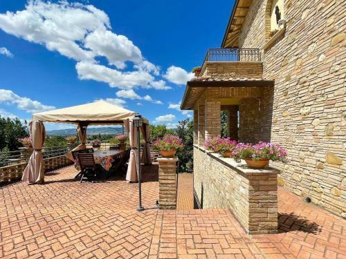 Rustic Holiday Home In Assisi With Swimming Pool