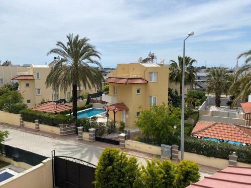 Villa Antalya Belek Pr?vet Pool Tr?plex V?lla