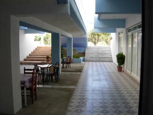 Aparthotel Pyrgos Hotel Apartments