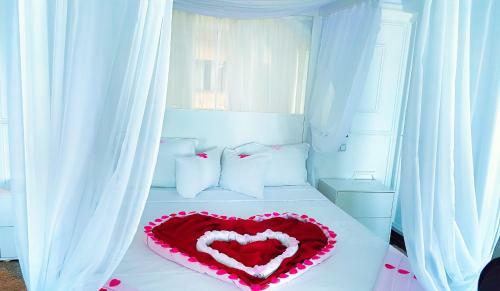 Hotel Raya Tichy