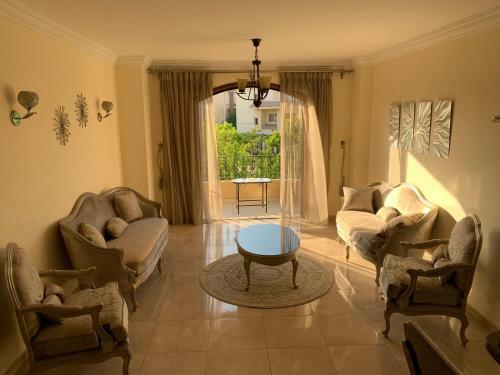 Apartamento Modern Downtown Sheikh Zayed Condo