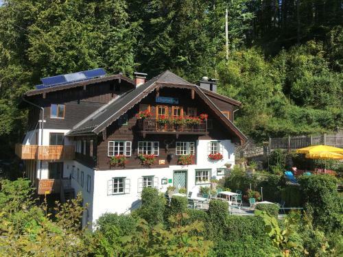 Hostal Hupfm�hle Pension