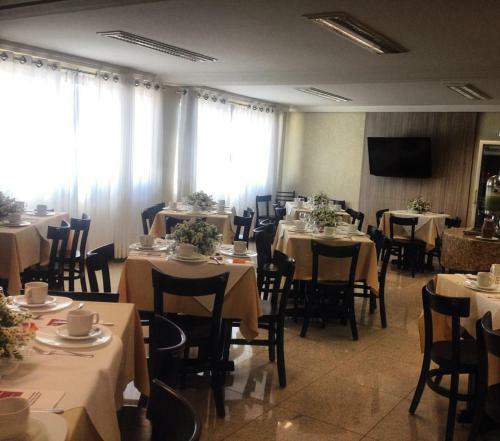 Hotel Saron