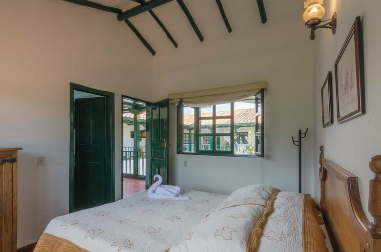 Hostal La Roca Plaza Principal