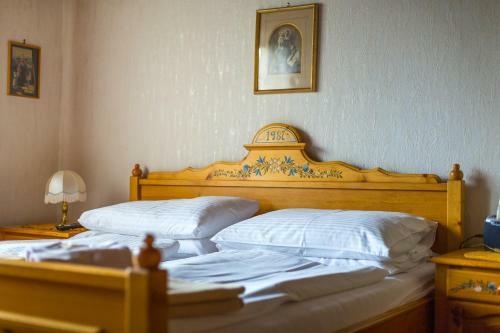 Hostal Gasthof Pension St. Wolfgang