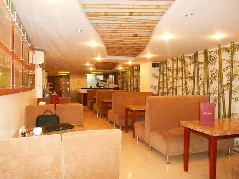 Rising Dragon Palace Hotel