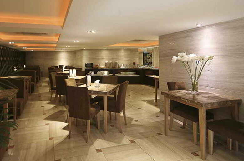 Rising Dragon Palace Hotel