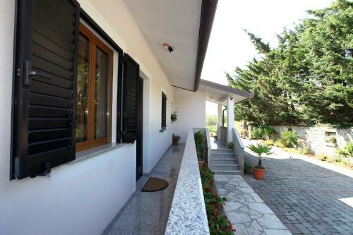 ???? - Apartment Aircon/wifi/free Parking - Sizl
