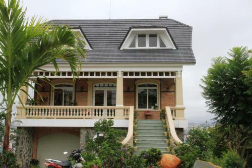 Bed & Breakfast Villa Vista - Highlands Home