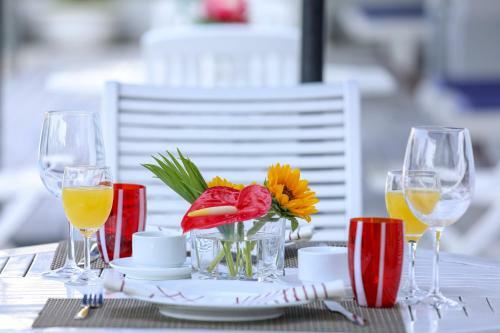Aparthotel Rose Garden Residences
