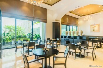 Hotel Elegant Suites Westlake